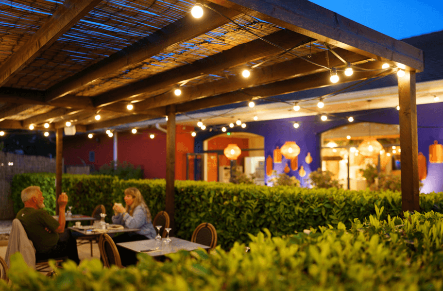 terrasse restaurant la tonnelle_décoration diso design