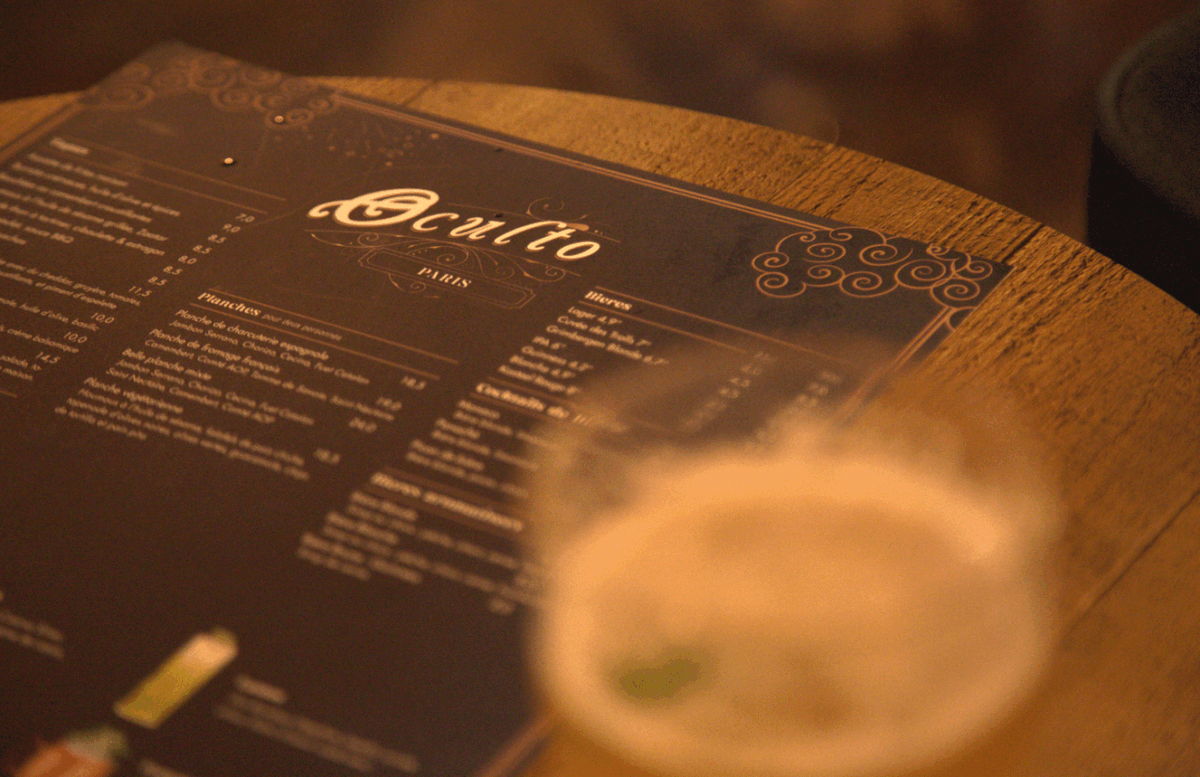 Identité visuelle carte cocktail bar oculto