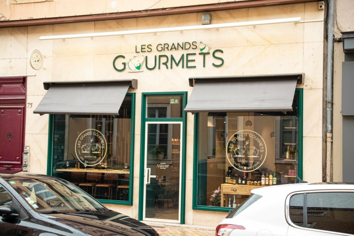 Devanture Les Grands Gourmets